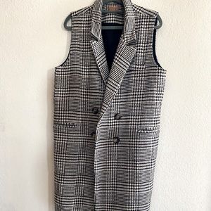 Black/white plaid Vest